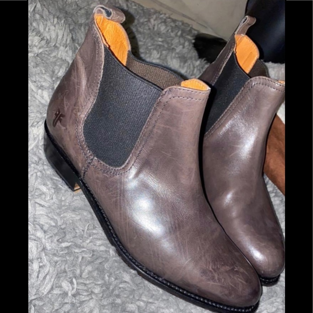 Frye Jillian Chelsea boots